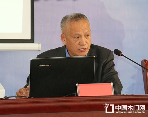 中国木材与木制品流通协会副会长兼秘书长李佳峰