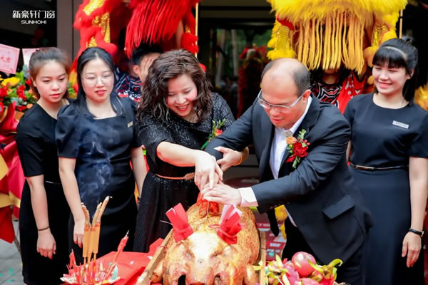 400㎡美学旗舰惊艳亮相！新豪轩门窗江门台山旗舰店盛大开业，焕新升级！